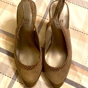 Ladies size 6 strap back shoes